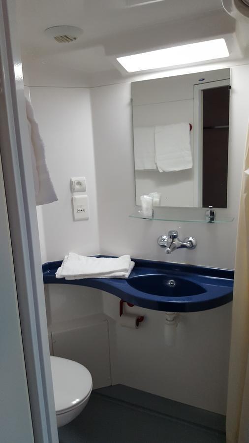 Le Cormoran Hotel Gonfreville-lʼOrcher Kültér fotó